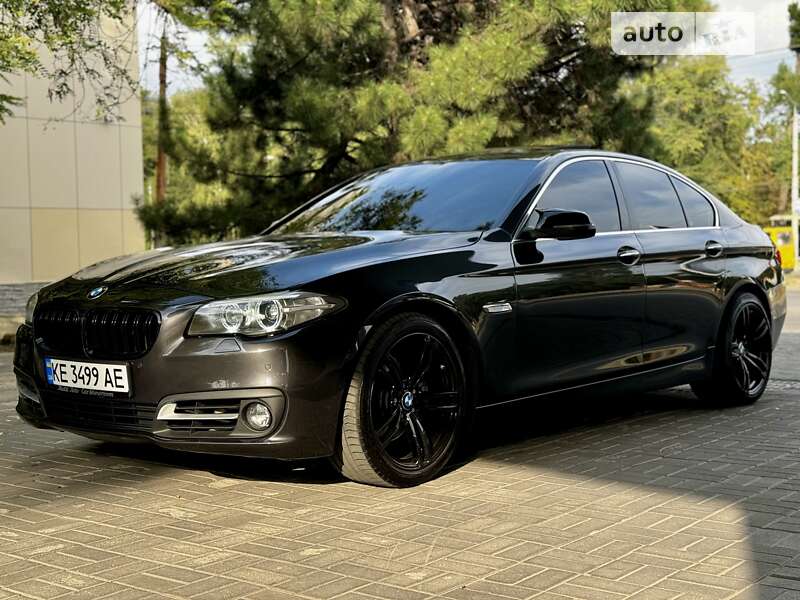 Bmw 528xi (2015)