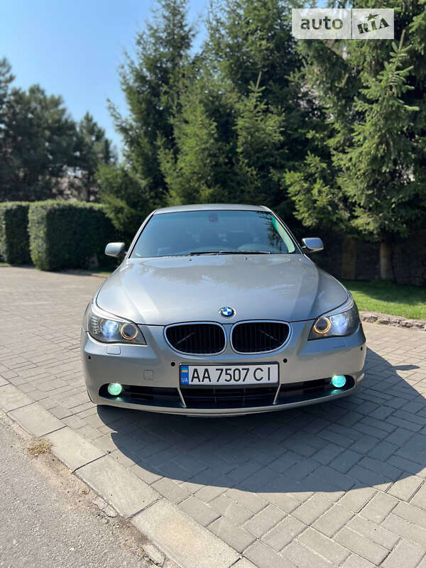 Bmw 525 (2005)