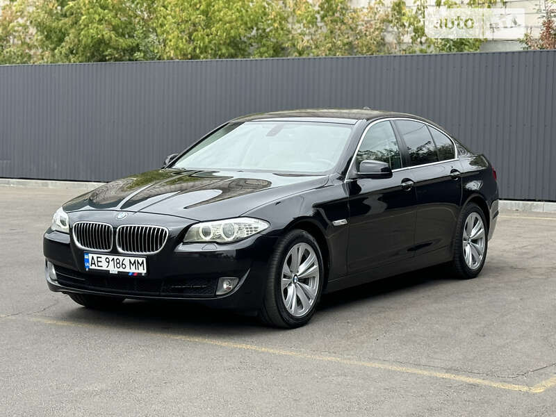 Bmw 520i (2012)