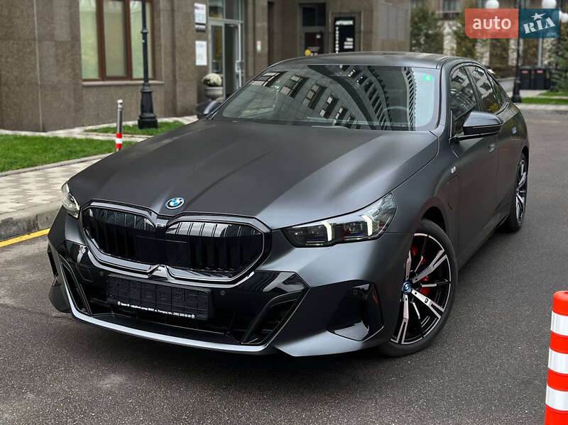 Bmw 5 series (2024)