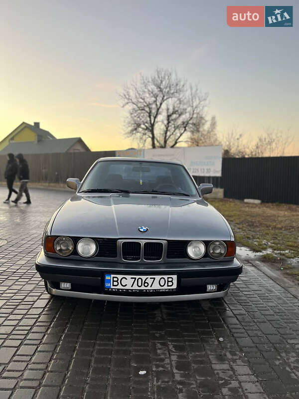 Bmw 525 (1990)