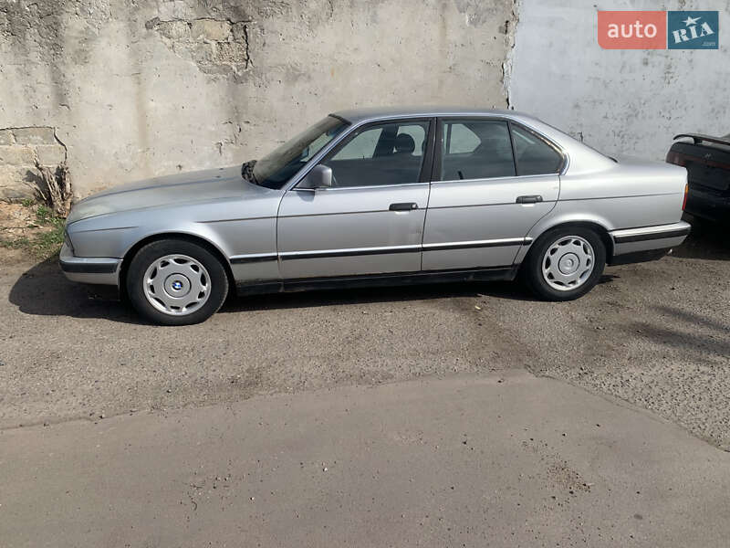 Bmw 5 series (1991)