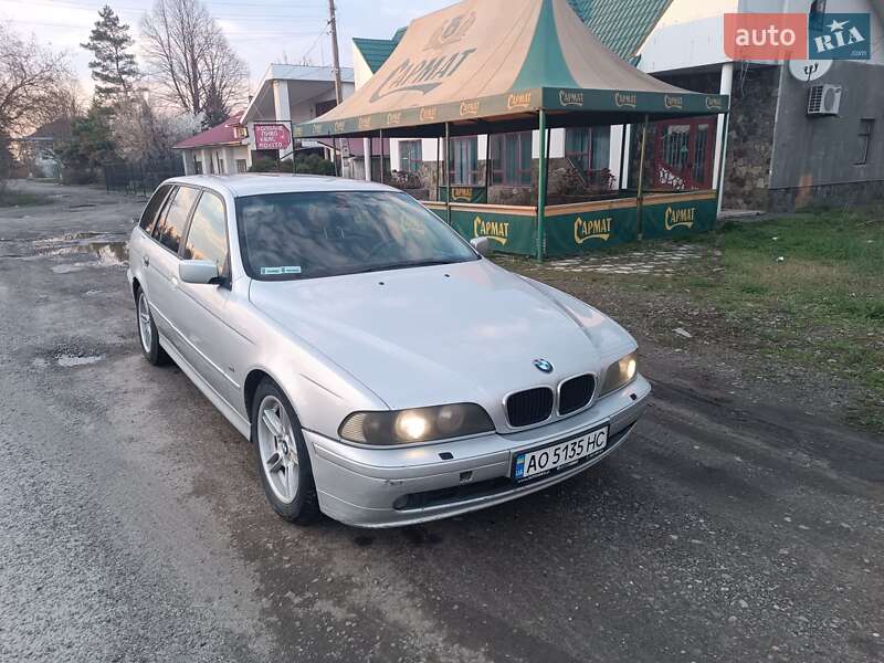 Bmw 5 series (2001)