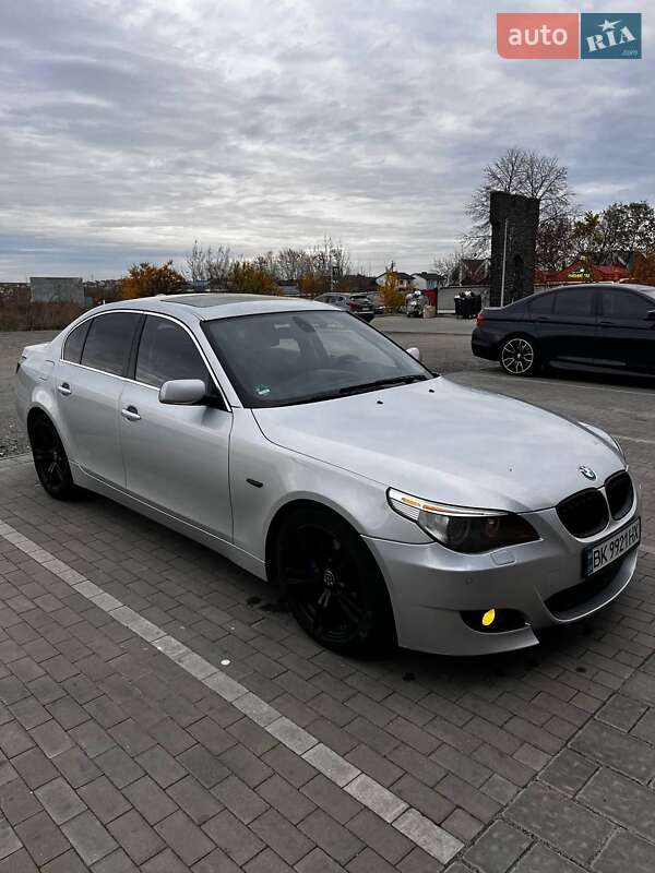 Bmw 5 series (2004)