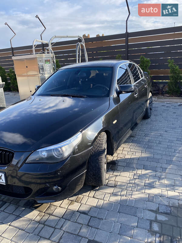 Bmw 5 series (2004)