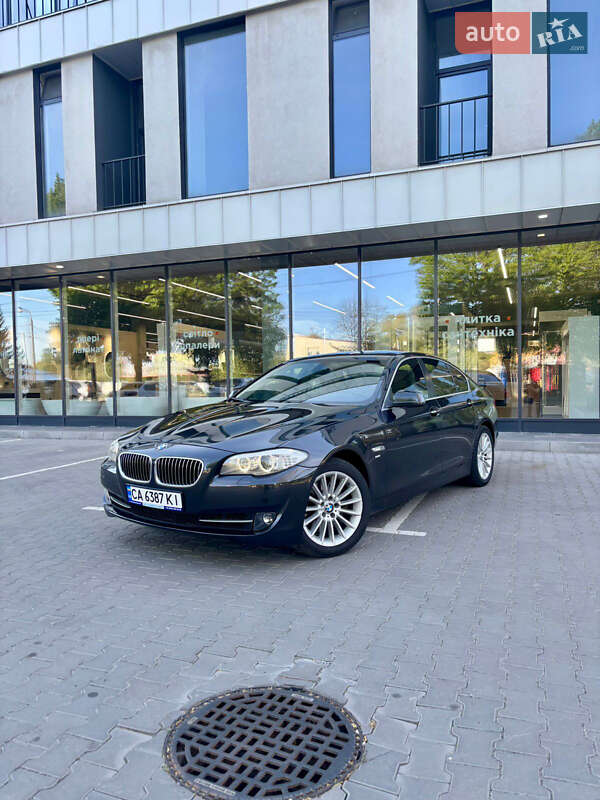 Bmw 5 series (2012)