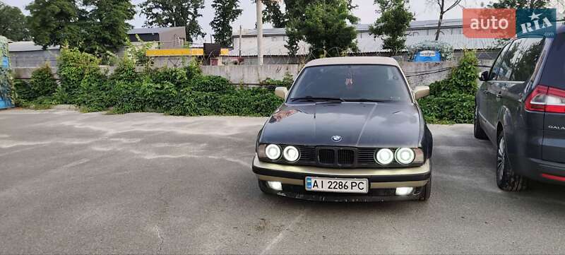 Bmw 5 series (1990)