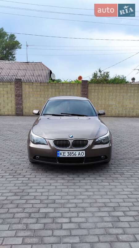 Bmw 5 series (2006)