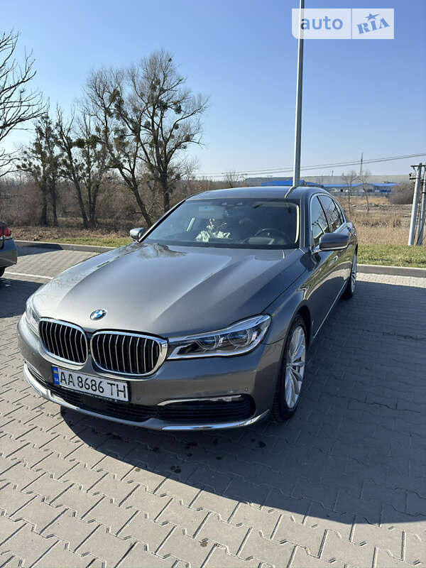 Bmw 7 series (2017)