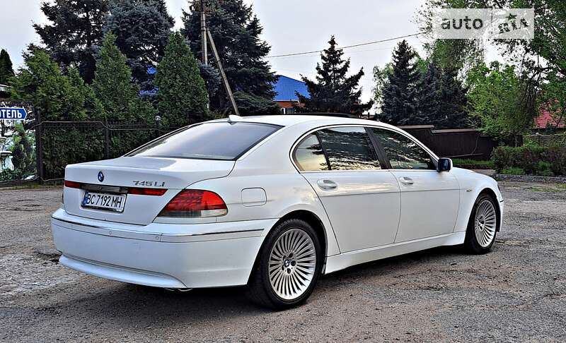 Bmw 745 li (2003)