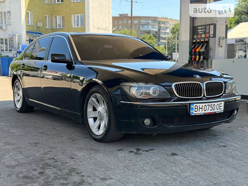 Bmw 750il (2005)