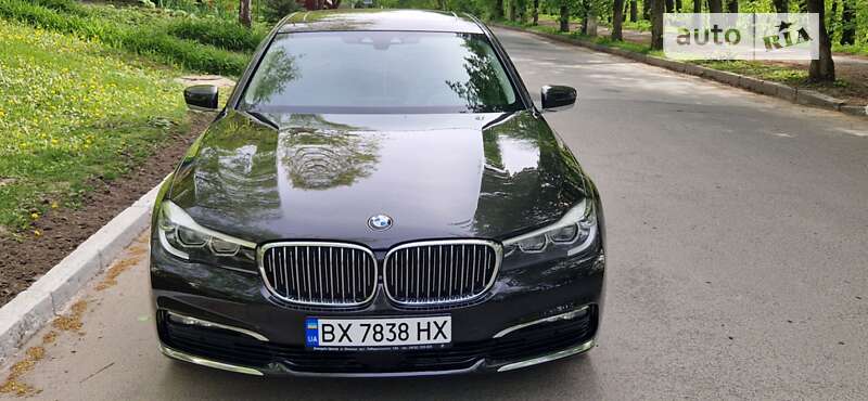 Bmw 7 series (2016)