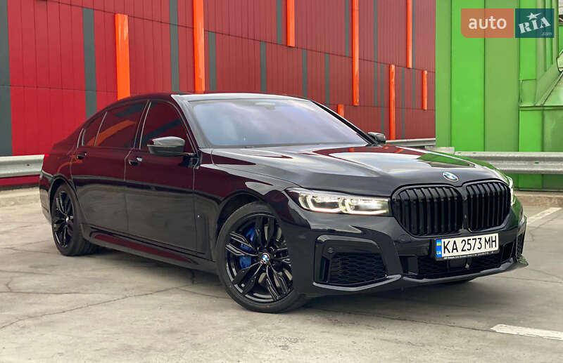 Bmw M760li (2021)