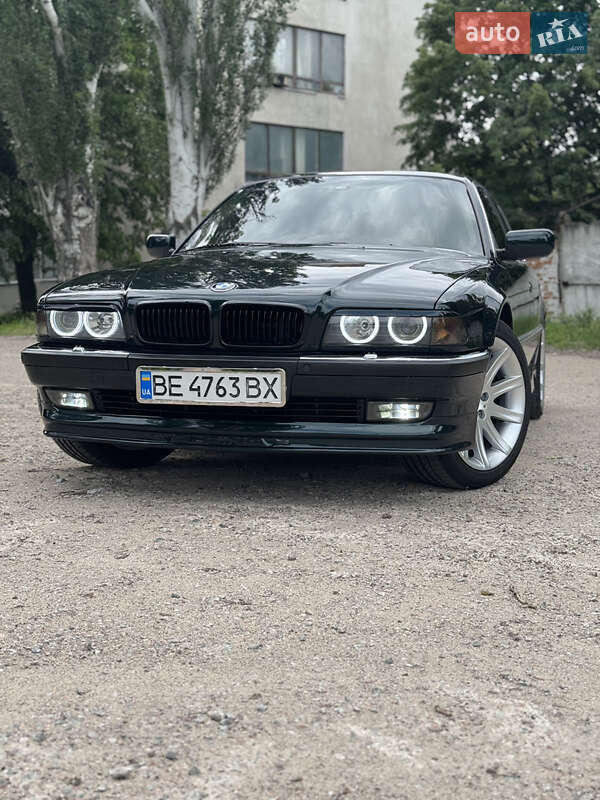 Bmw 7 series (1997)