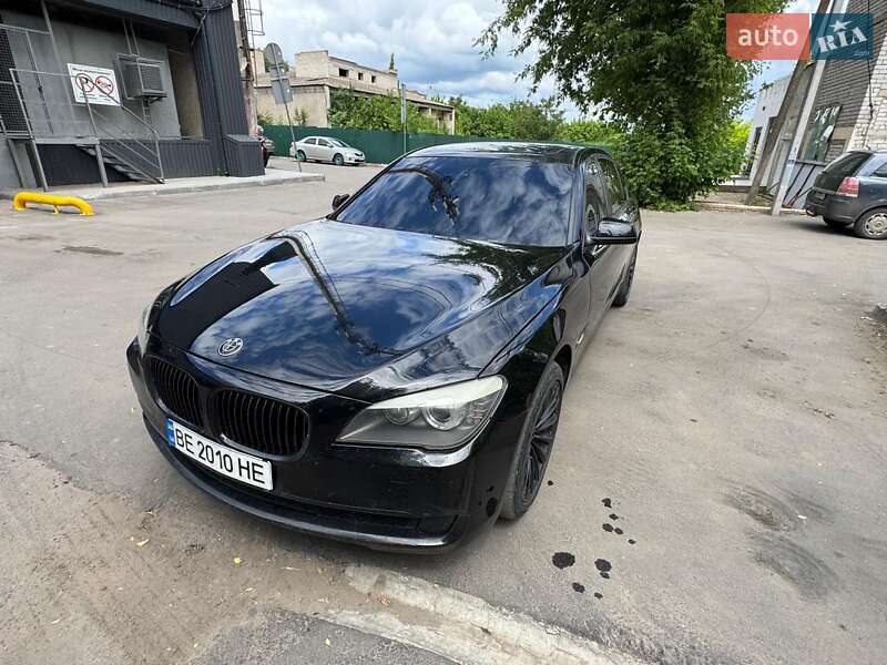 Bmw 7 series (2011)