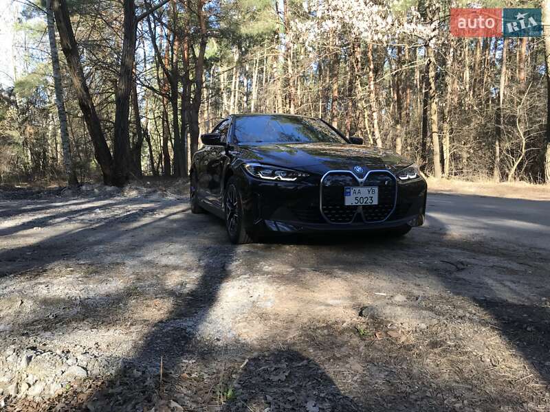 Bmw I4 (2023)