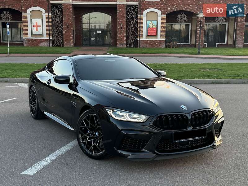 Bmw M8 (2023)