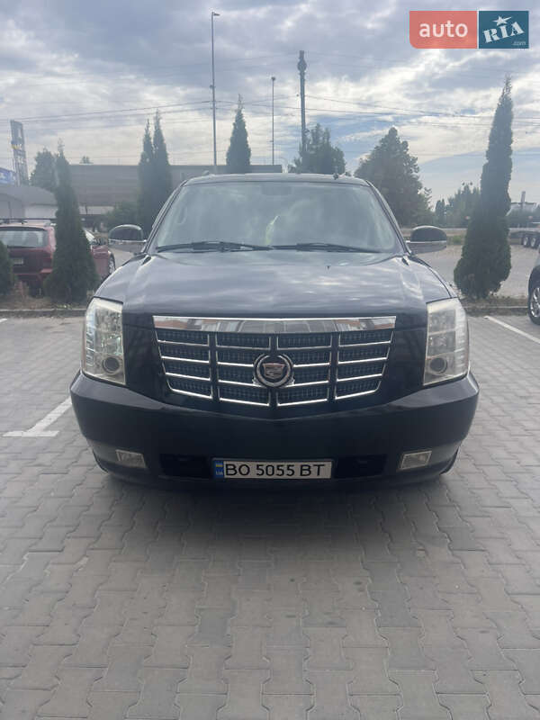 Cadillac Escalade (2008)