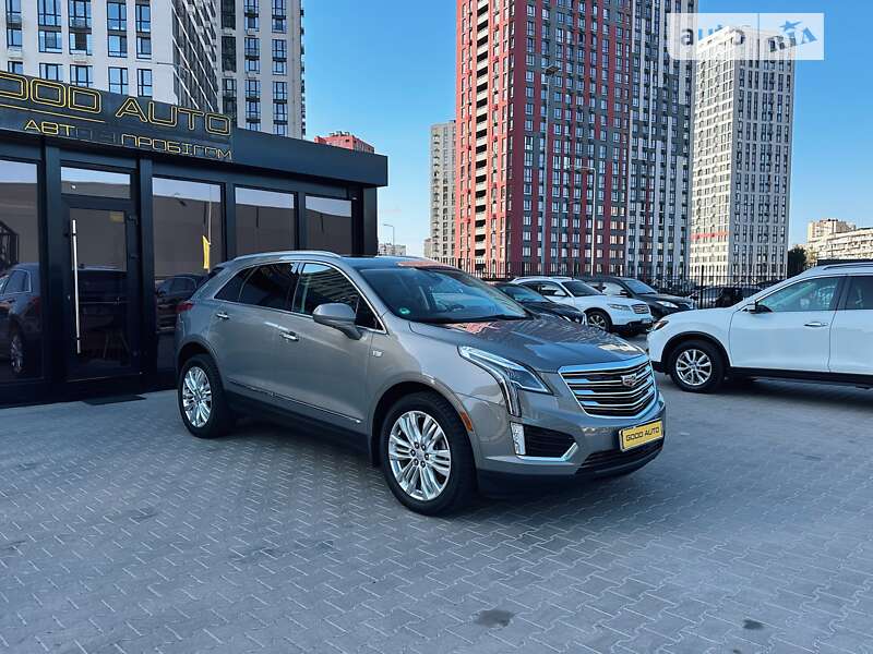 Cadillac Xt5 (2019)
