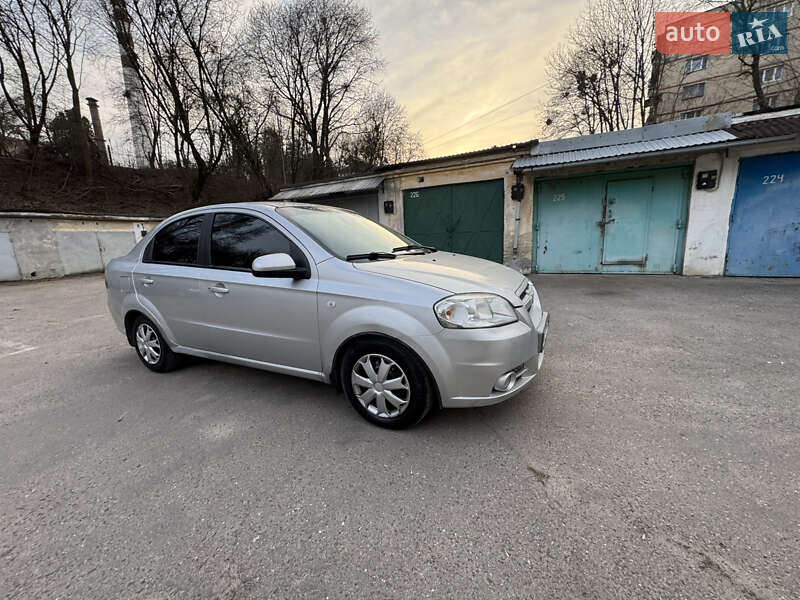 Chevrolet Aveo (2008)