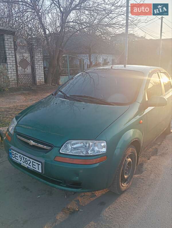 Chevrolet Aveo (2004)