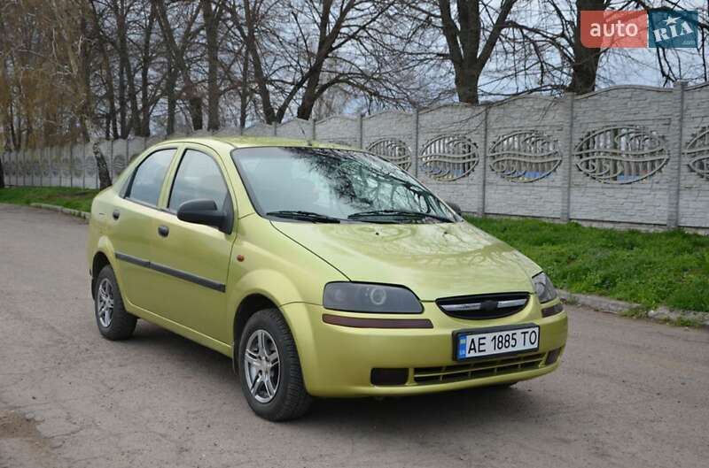 Chevrolet Aveo (2004)