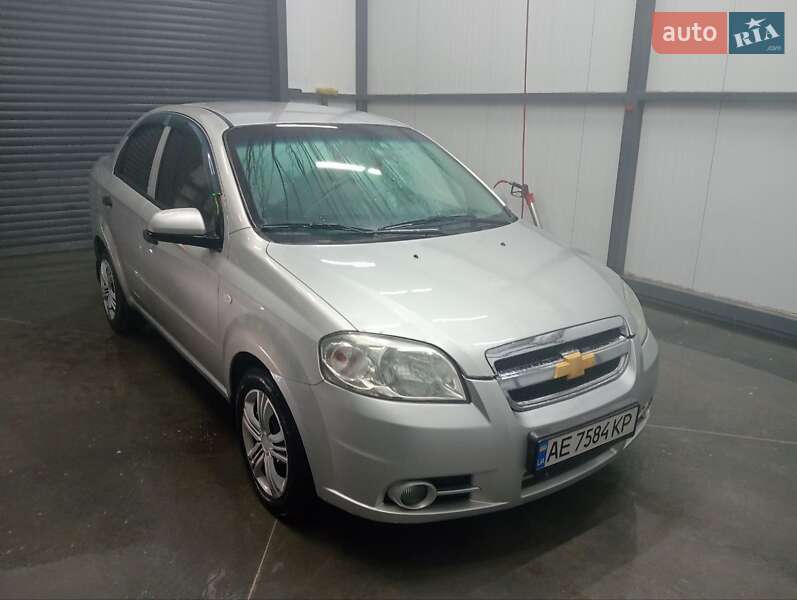 Chevrolet Aveo (2011)