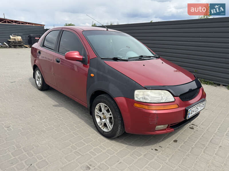 Chevrolet Aveo (2004)