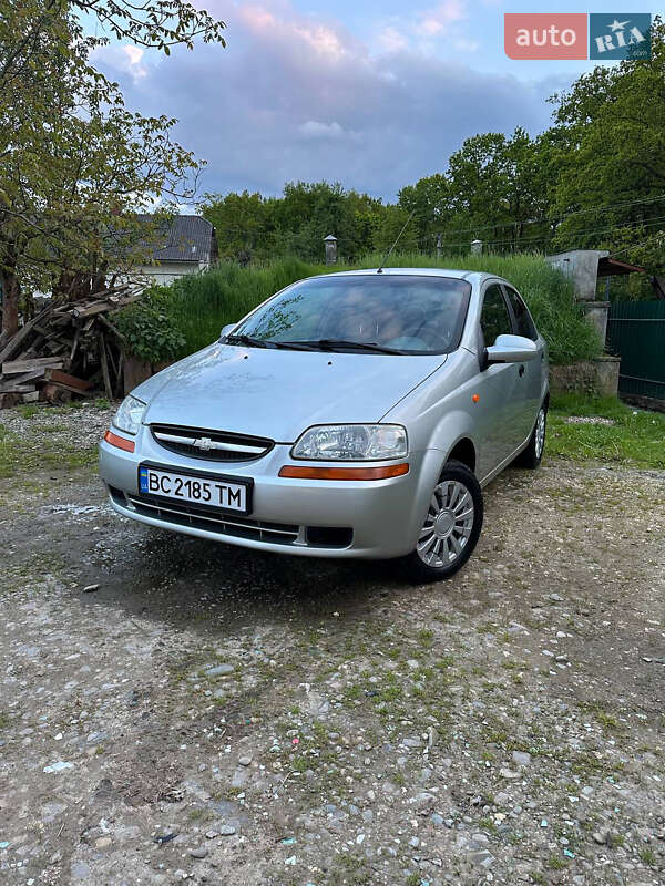 Chevrolet Aveo (2005)