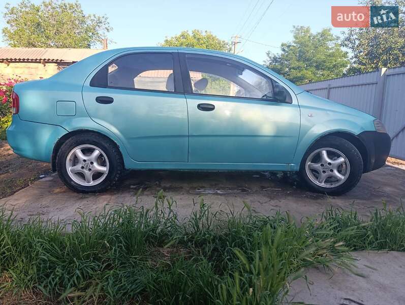 Chevrolet Aveo (2005)