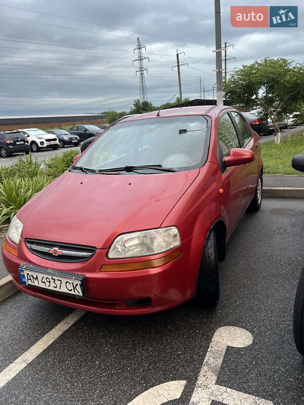 Chevrolet Aveo (2005)