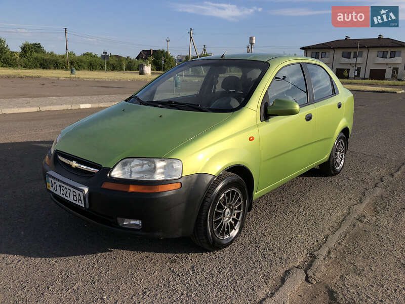 Chevrolet Aveo (2004)