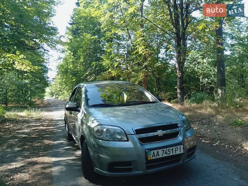 Chevrolet Aveo (2011)