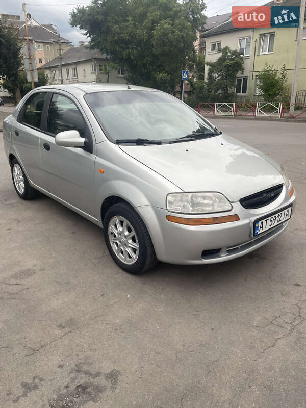 Chevrolet Aveo (2005)