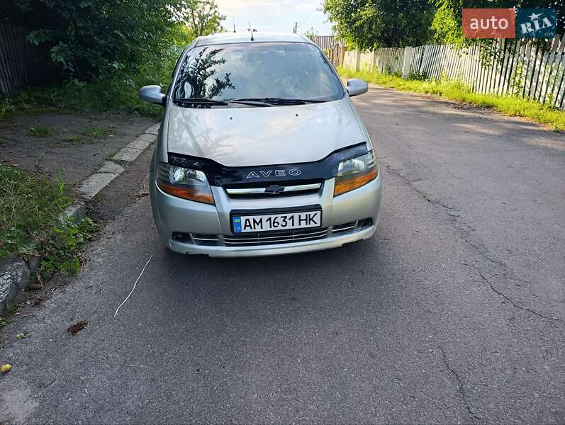 Chevrolet Aveo (2005)