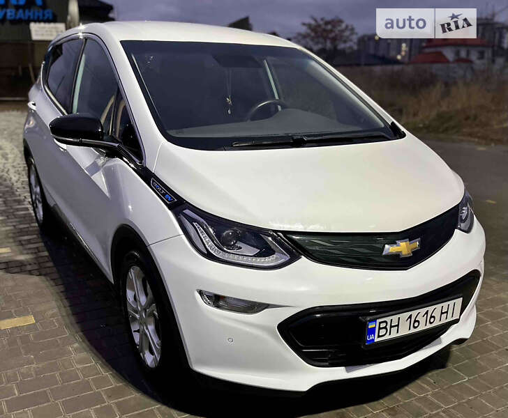 Chevrolet Bolt ev (2017)