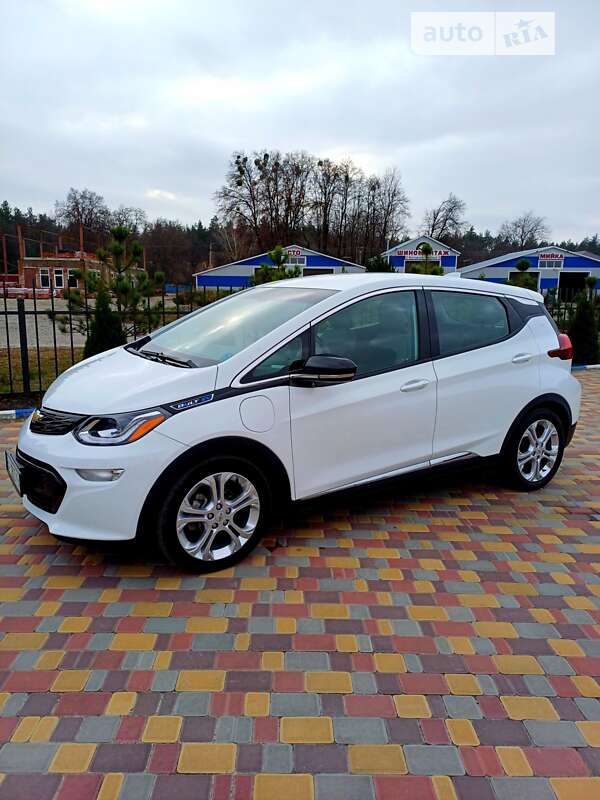 Chevrolet Bolt ev (2020)