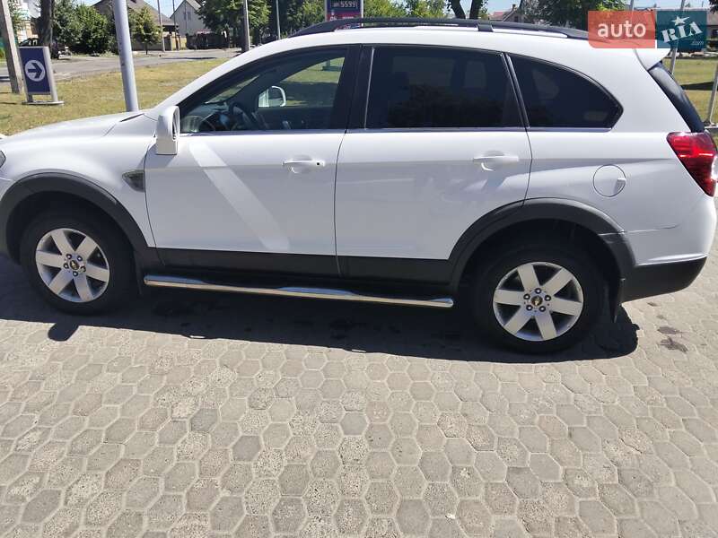 Chevrolet Captiva (2010)