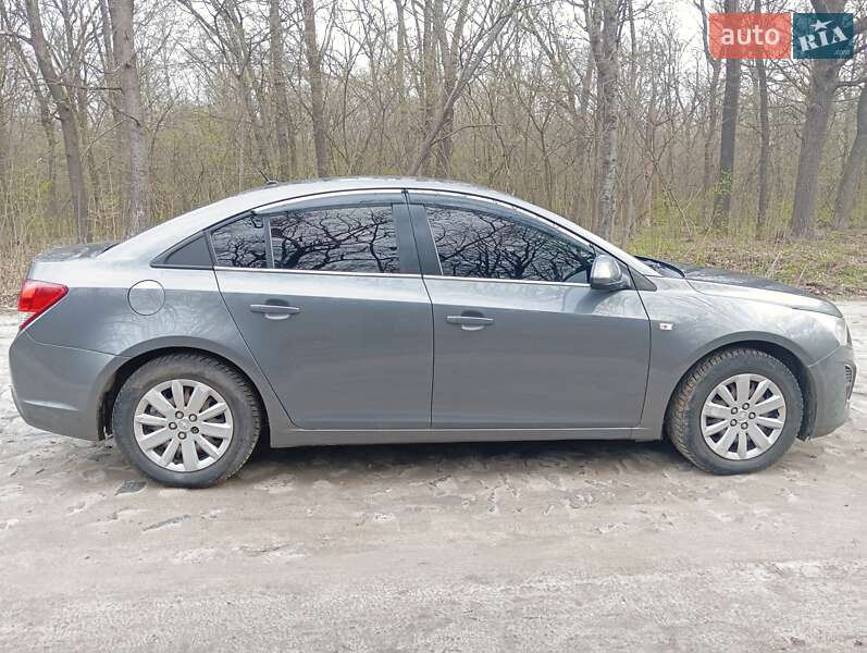 Chevrolet Cruze (2013)