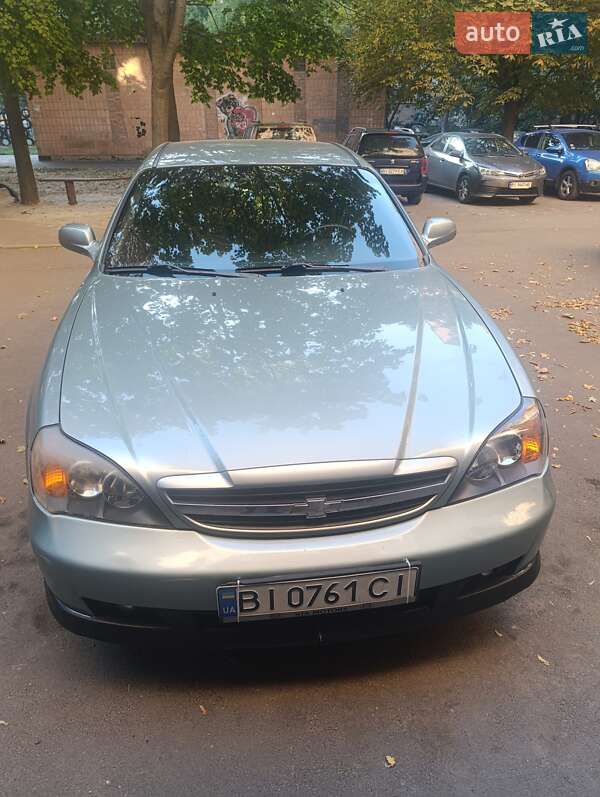 Chevrolet Evanda (2005)