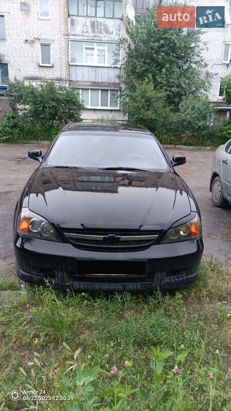 Chevrolet Evanda (2005)
