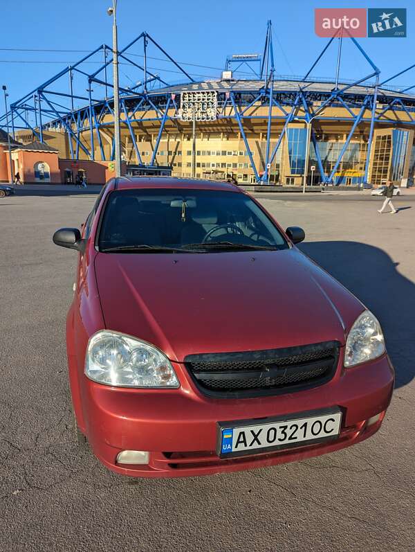 Chevrolet Lacetti (2005)