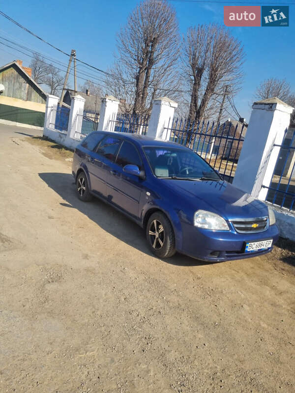 Chevrolet Lacetti (2004)