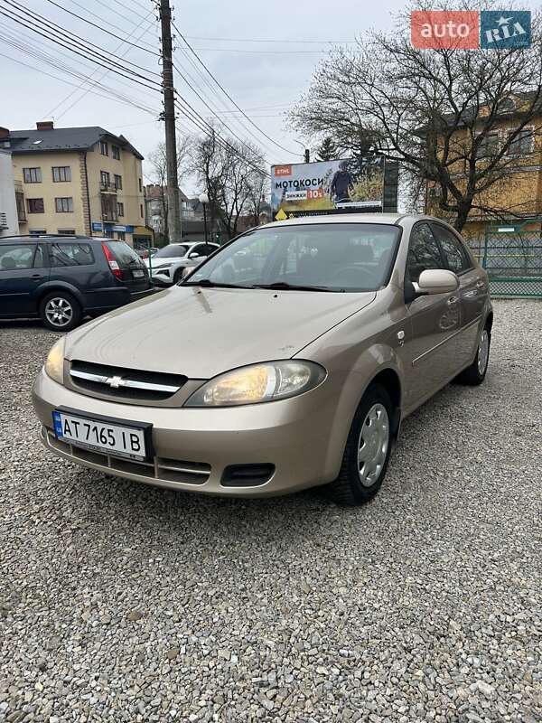 Chevrolet Lacetti (2006)
