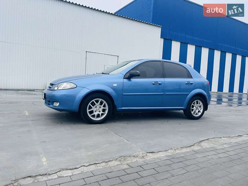 Chevrolet Lacetti (2008)