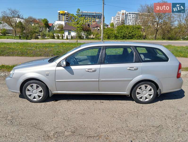 Chevrolet Lacetti (2008)