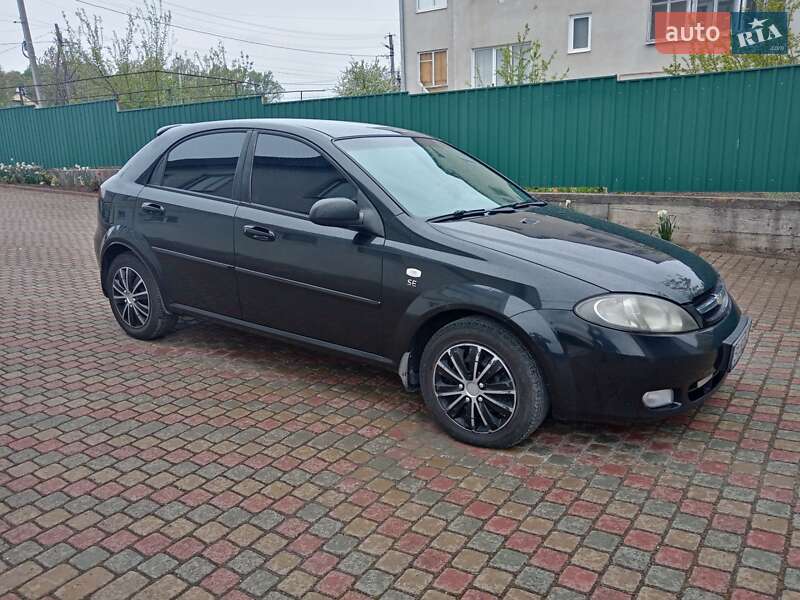 Chevrolet Lacetti (2008)