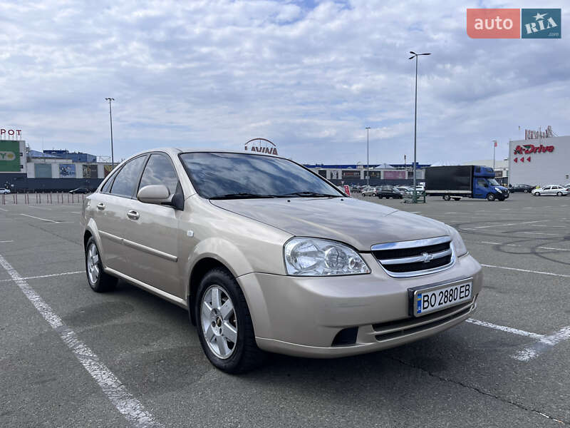 Chevrolet Lacetti (2010)