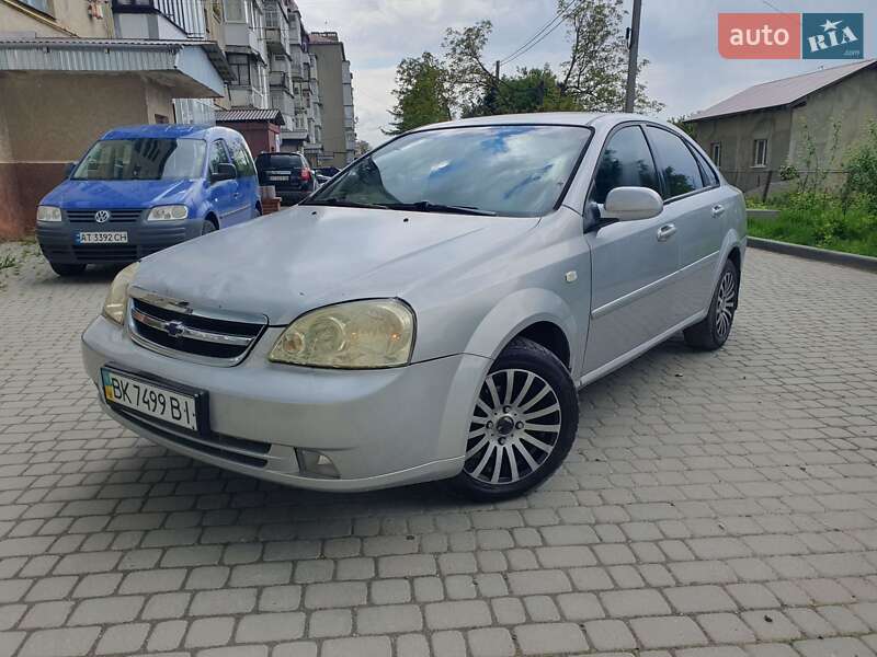 Chevrolet Lacetti (2006)