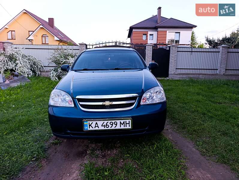 Chevrolet Lacetti (2008)